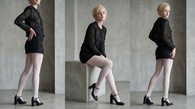 Julia Garner