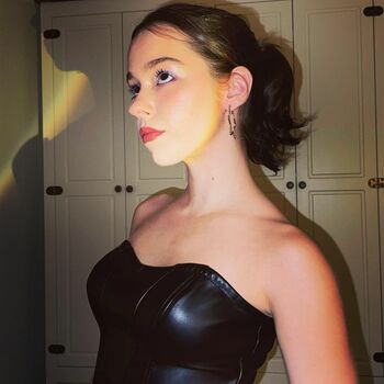Full leaked Julia gava private photo