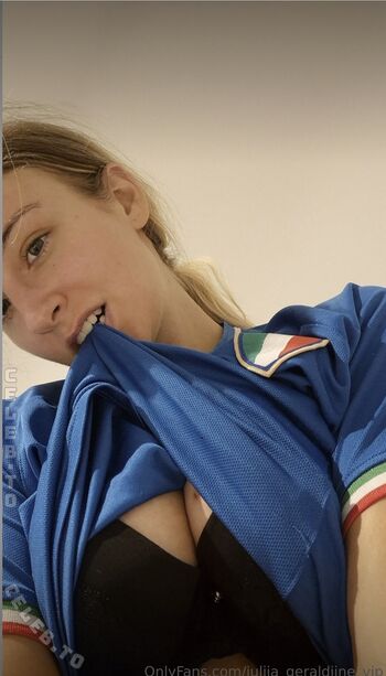 Full leaked Julia geraldine private onlyfans photo