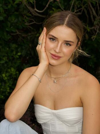 Full leaked Julia helena page private onlyfans photo