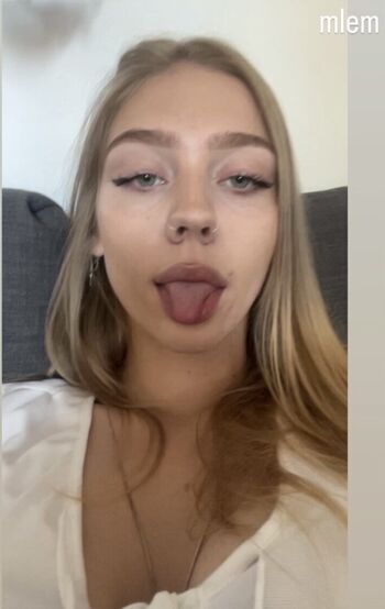 Full leaked Julia hinc private onlyfans photo