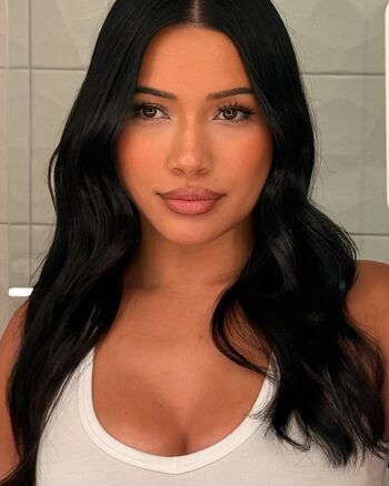 Julia Kelly
