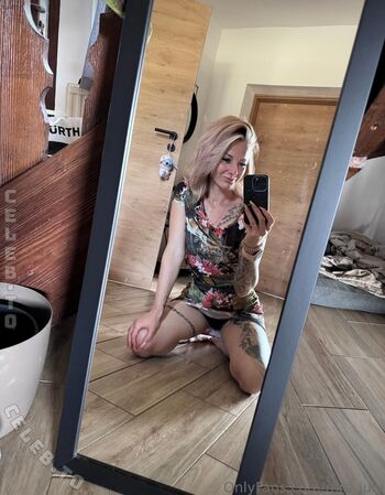 Full leaked Julia kern page private photo