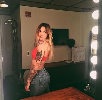 Full leaked Julia michaels private photo