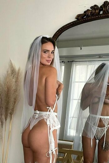 Full leaked Julia rmmelt private photo