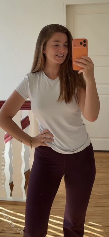 Full leaked Julia schulze private photo