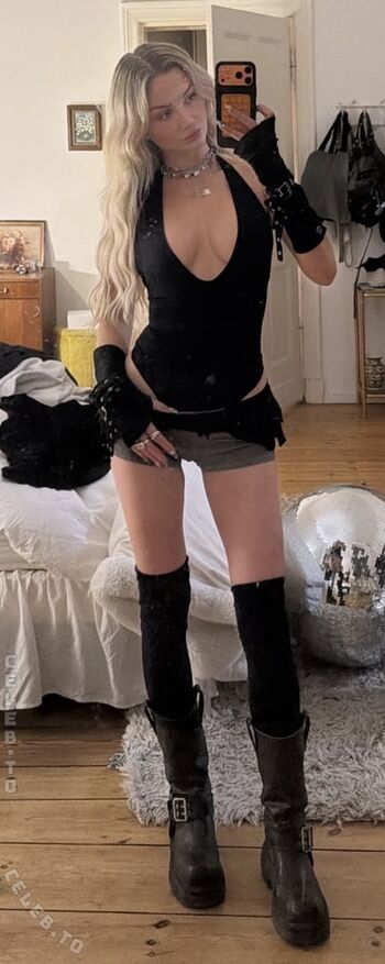 Full leaked Julia wulf page private onlyfans photo