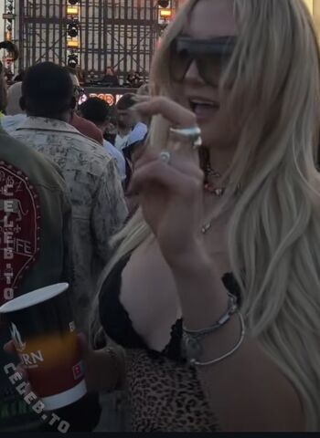 Full leaked Julia wulf page private photo
