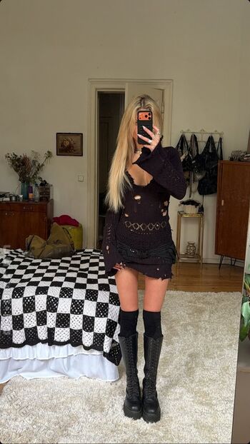 Full leaked Julia wulf page private photo