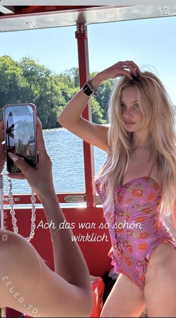 Full leaked Julia wulf private photo