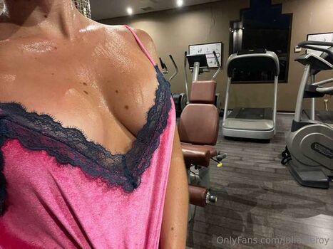 Full leaked Julia private onlyfans photo