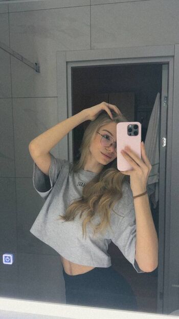 Full leaked Julianaaaa private onlyfans photo