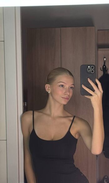 Full leaked Julianaaaa private onlyfans photo