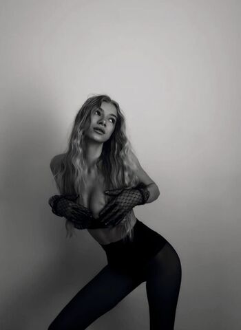 Full leaked Julianaaaa private onlyfans photo