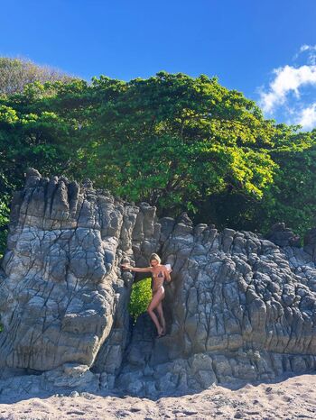 Full leaked Julianne hough page private onlyfans photo