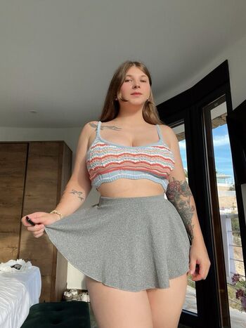 Full leaked Juliedotpaw private onlyfans photo