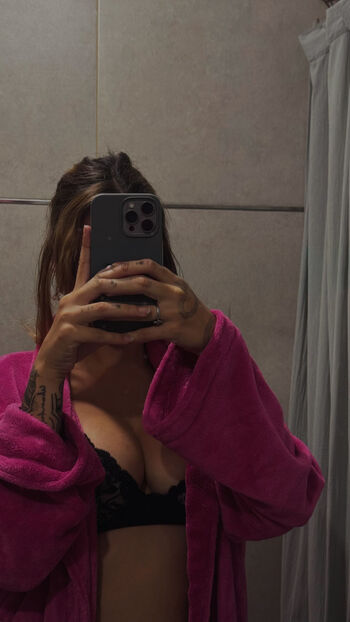 Full leaked Julieta fennema private onlyfans photo