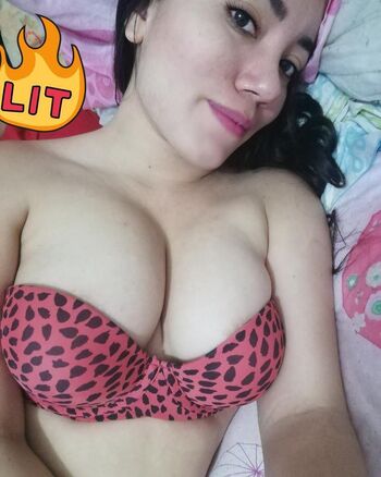 Full leaked Julissaestefy private photo