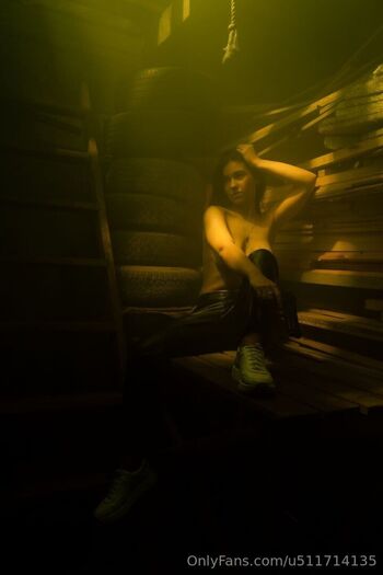 Full leaked July brunet kitty private photo