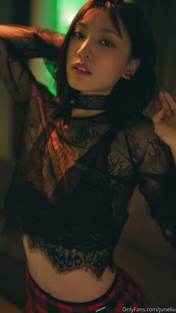 Full leaked June liu private photo