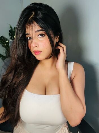 Full leaked Justbeingkayra private onlyfans photo