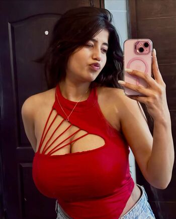 Full leaked Justbeingkayra private onlyfans photo