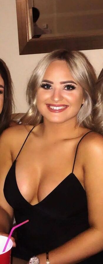 Full leaked Kaceymusgraves page private onlyfans photo