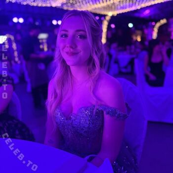 Full leaked Kadditv private onlyfans photo