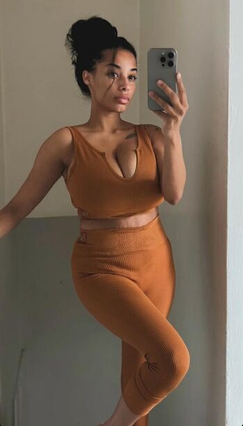 Full leaked Kadelle samuals private photo