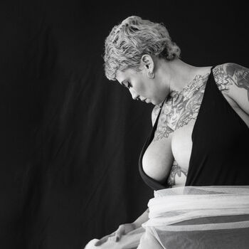 Full leaked Kadichari zoz private photo