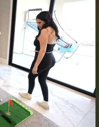 Full leaked Kaelyn private photo