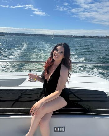 Full leaked Kaelyn private photo
