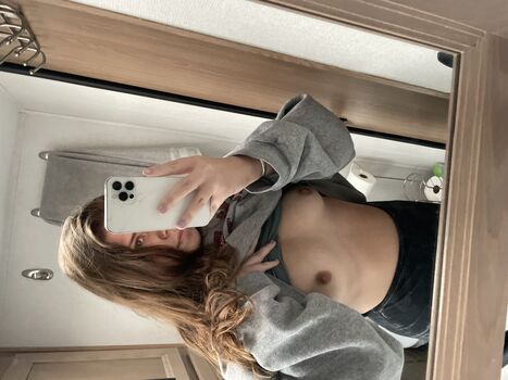 Full leaked Kahlan taylor private photo