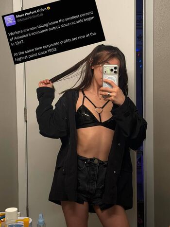 Full leaked Kaisa private photo