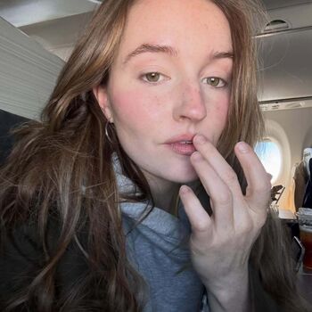 Full leaked Kaitlyn dever private photo