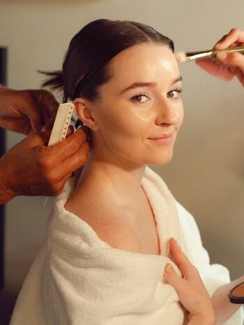 Full leaked Kaitlyn dever page private photo