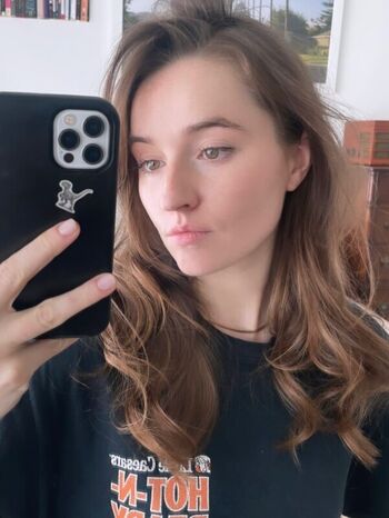 Full leaked Kaitlyn dever private photo