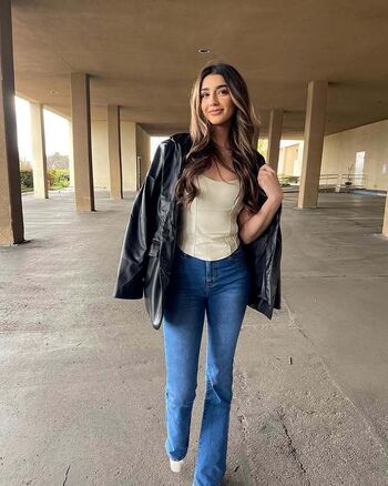 Full leaked Kaitlyn towell page private photo