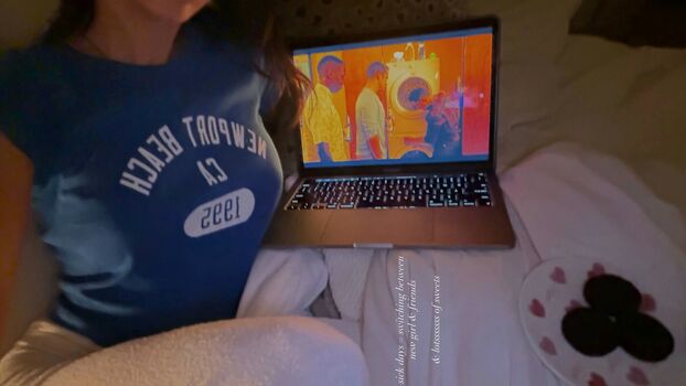 Kaitlynn Rhenea Asmr