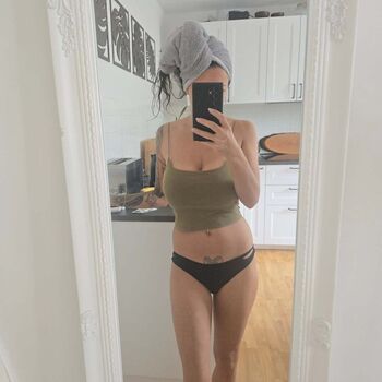 Full leaked Kaity sun private photo