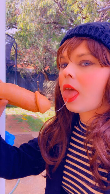 Full leaked Kaitycumcake page private photo