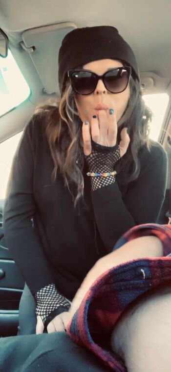 Full leaked Kaitycumcake page private photo
