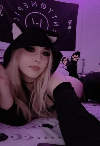 Full leaked Kaitzey private photo
