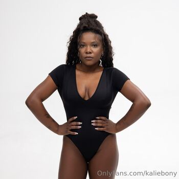 Full leaked Kaliebony private photo