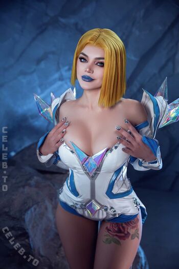 Full leaked Kalinka fox page private photo