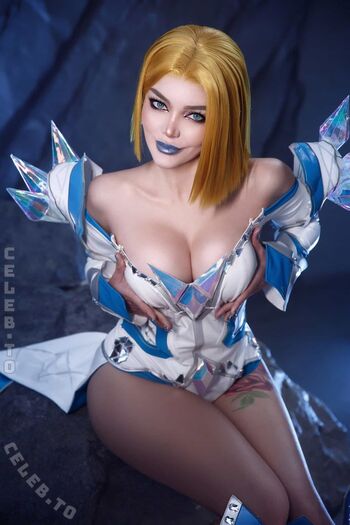 Full leaked Kalinka fox page private photo