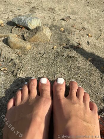 Full leaked Kalismallz private onlyfans photo