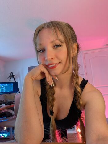 Full leaked Kamicakes private photo