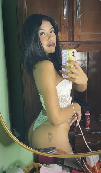 Full leaked Kamilly oliver private onlyfans photo