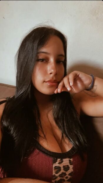 Full leaked Kamy private onlyfans photo